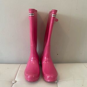 Hunter Boots size US 6/7 Barbie Pink Tall Rain Boots Left boot buckle missing